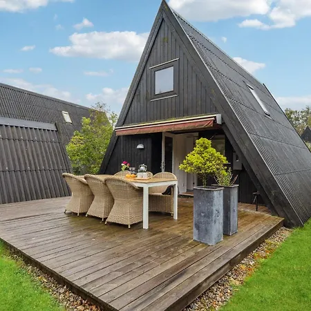 Gorgeous Home In Farso With Kitchen *